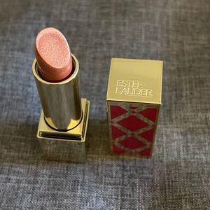Estée Lauder lipstick